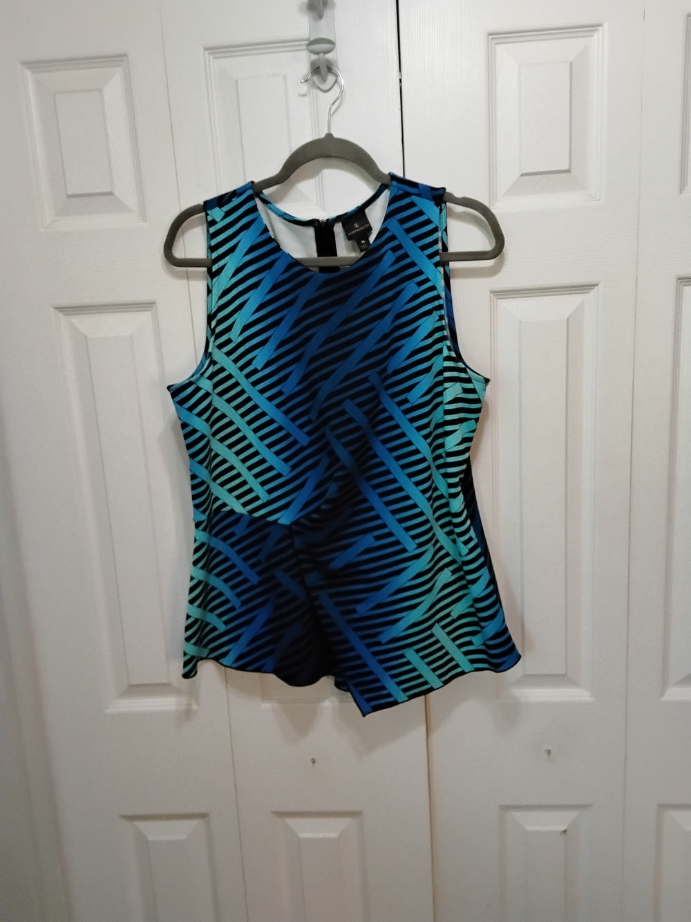 Women’s Blue & Teal Geometric Tank Swim Top